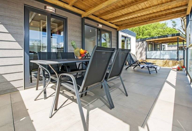 ホテル Mediteran Kamp Mobile Homes In Naturist Camping Solaris