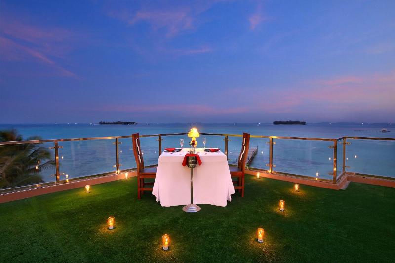 فندق Royal Ocean Resort Karimunjawa