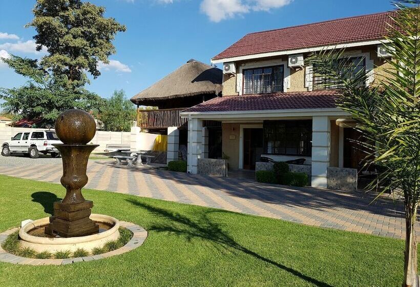 بنسيون Rochilla Guest House