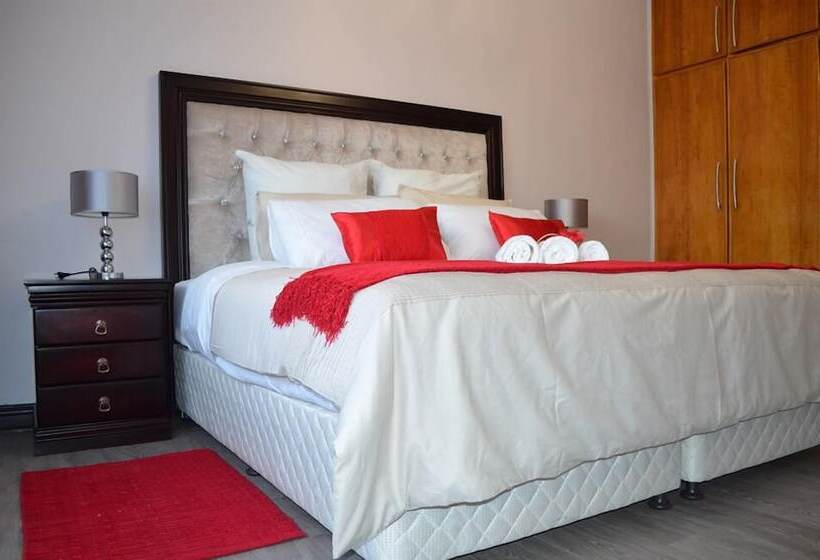 بنسيون Rochilla Guest House