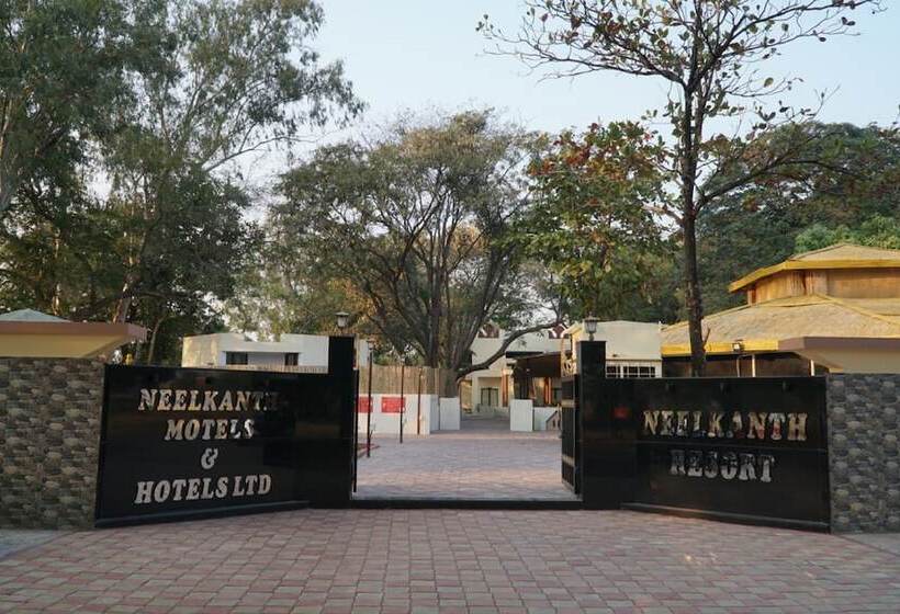 Курорт Neel Kanth Motels &
