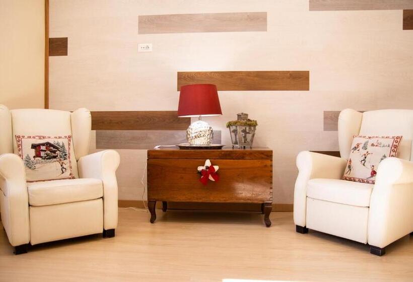 فندق Abete Bianco   Albergo Del Natale