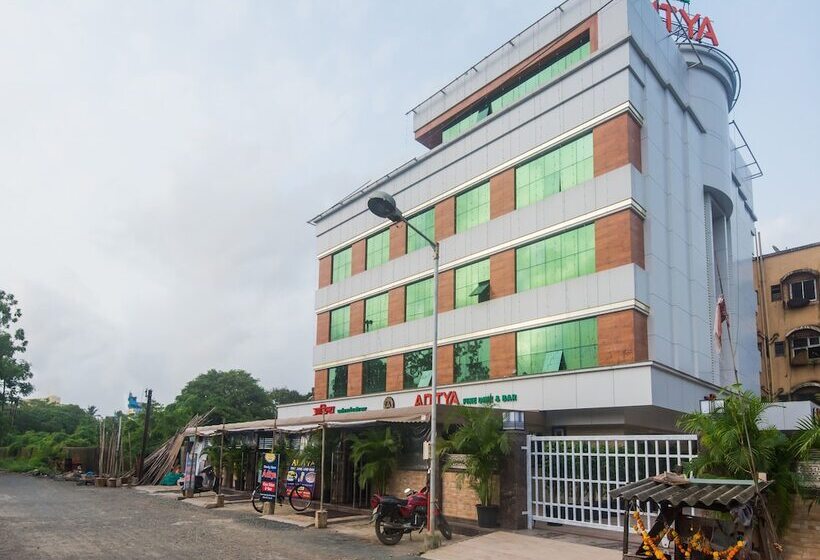 Отель Aditya Residency