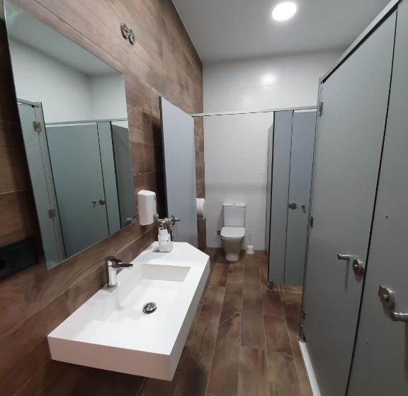 فندق Albergue Casa Cuartel