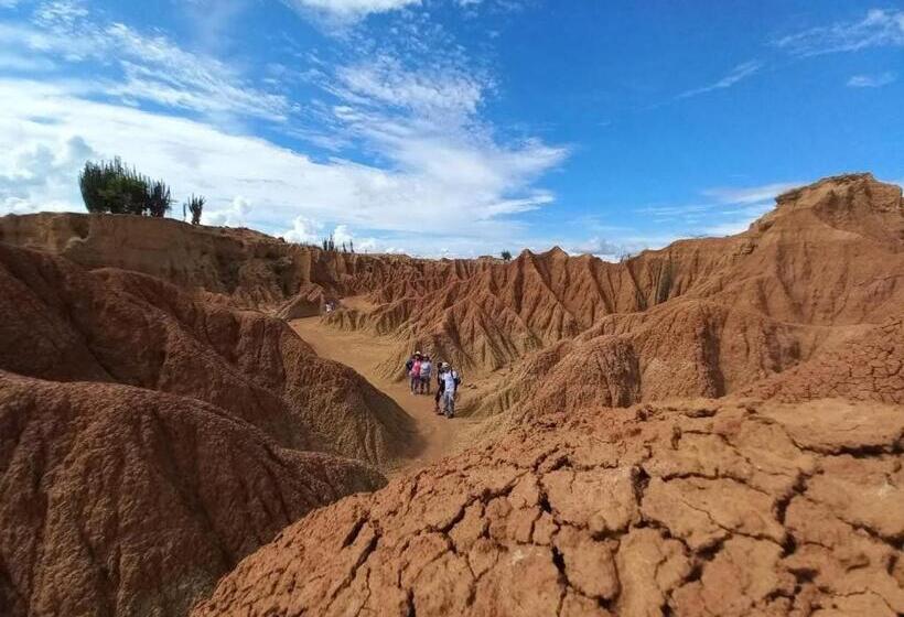 هتل Cosmos Tatacoa