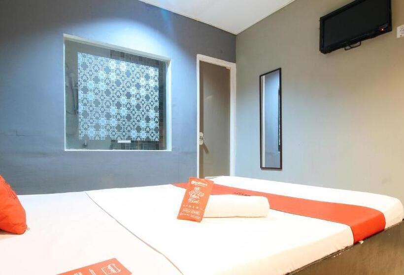 בית מלון כפרי Reddoorz @ P Florentino Street Sampaloc Manila