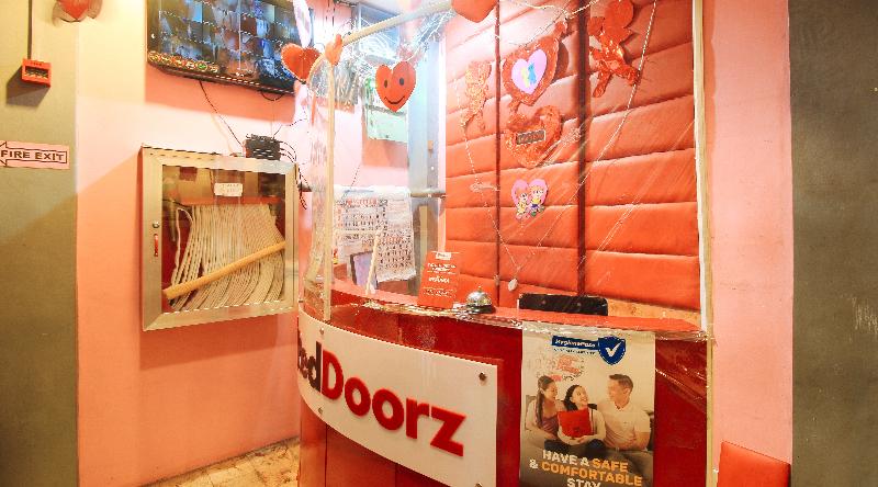 בית מלון כפרי Reddoorz @ P Florentino Street Sampaloc Manila