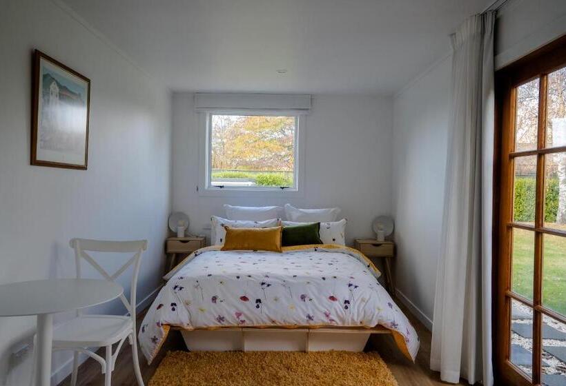 تختخواب و صبحانه Number41 Bed + Breakfast