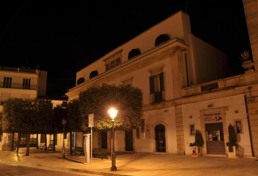 تختخواب و صبحانه Palazzo Agrusti   Residenza D Epoca