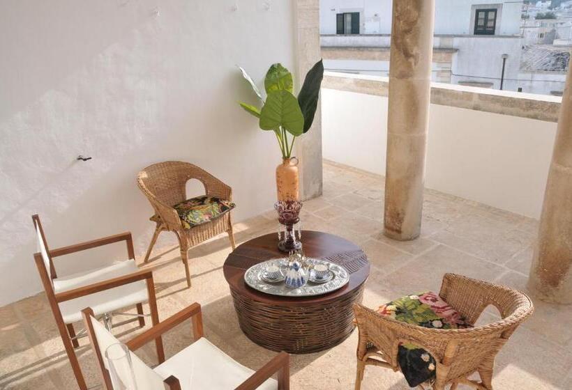 تختخواب و صبحانه Palazzo Agrusti   Residenza D Epoca