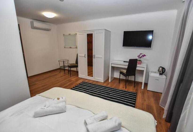 צימר é Vaskó Panzió Borpince