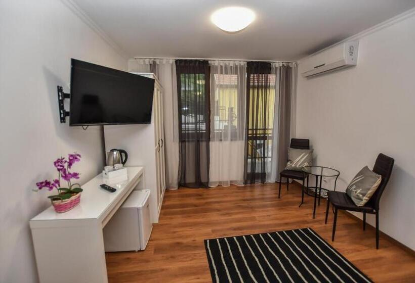 צימר é Vaskó Panzió Borpince