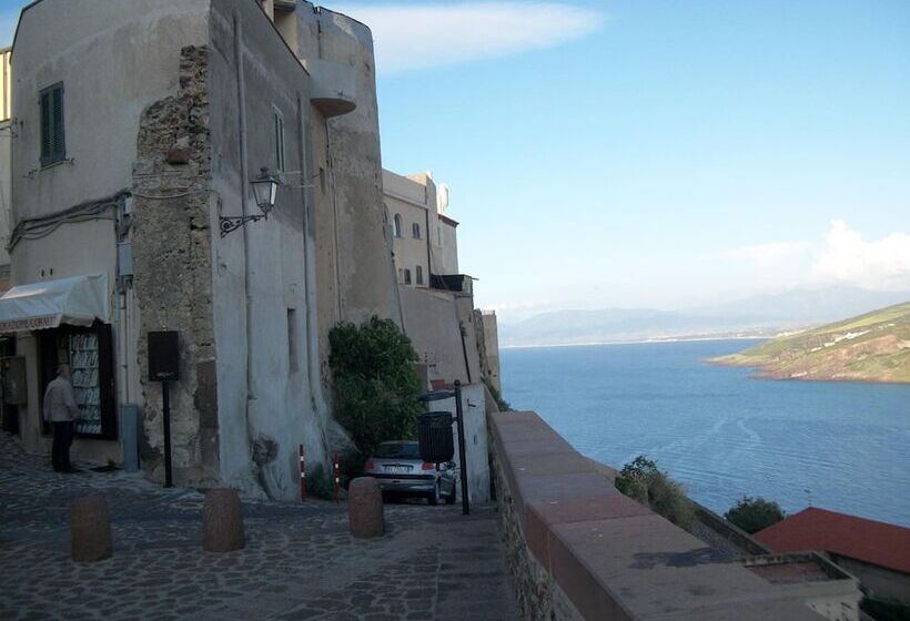 تختخواب و صبحانه Vicolo Della Luna
