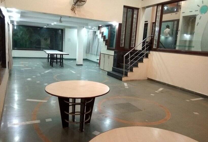호텔 Jk Rooms 122 Shaheen Lodging & Boarding