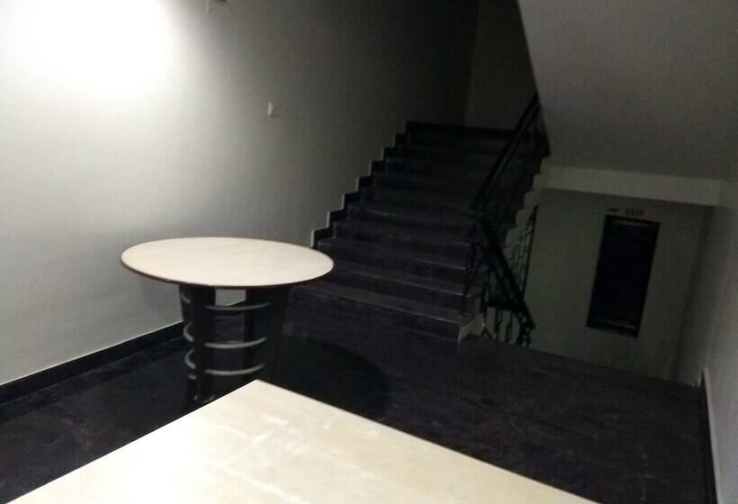 호텔 Jk Rooms 122 Shaheen Lodging & Boarding