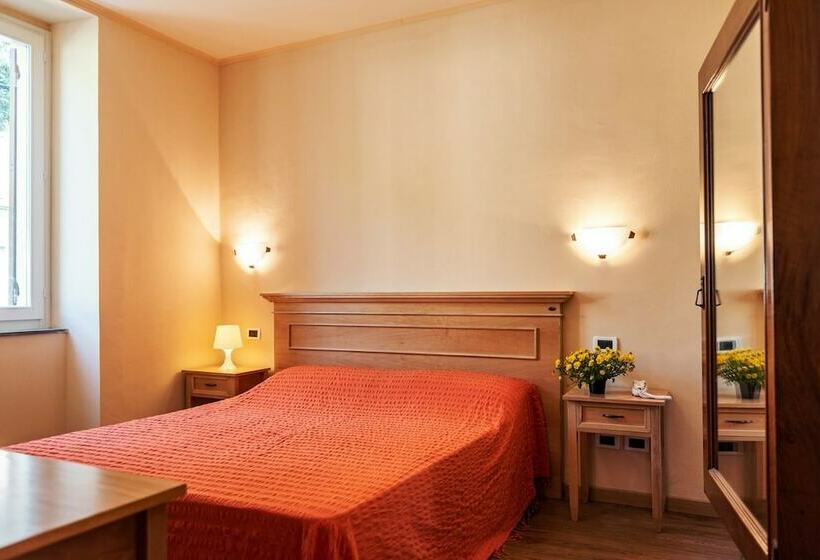 ホテル Residenza Albergo Minetto