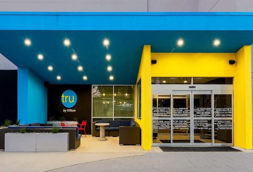 هتل Tru By Hilton Dallas Downtown Market Center