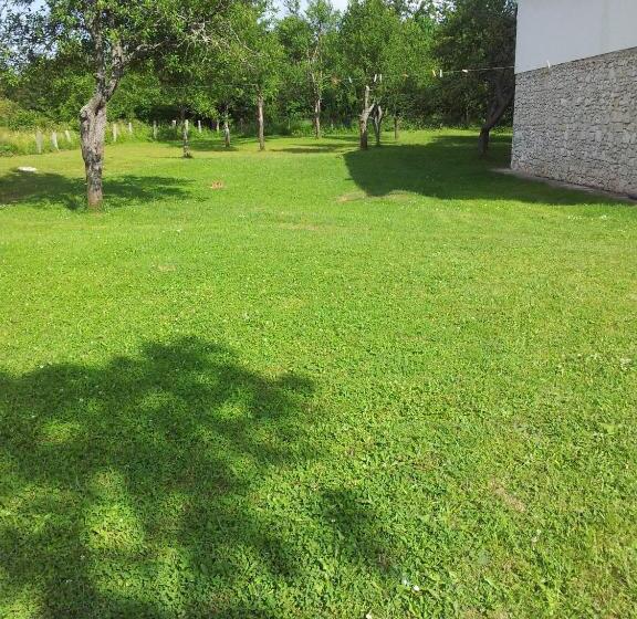 بنسيون Apartments And Rooms With Parking Space Jezerce, Plitvice   17768