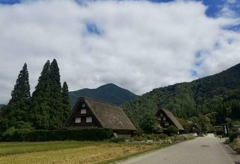 بنسيون Minsyuku Koshiyama