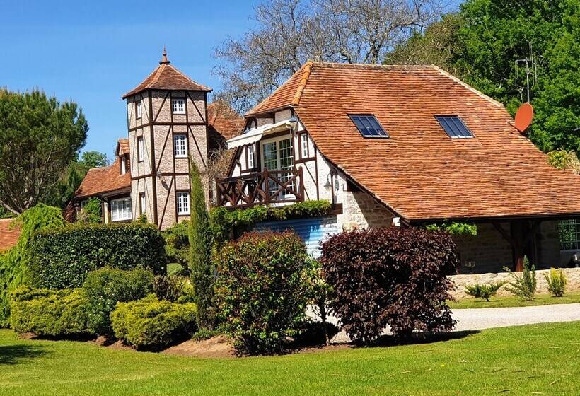 펜션 Moulin Du Soustre