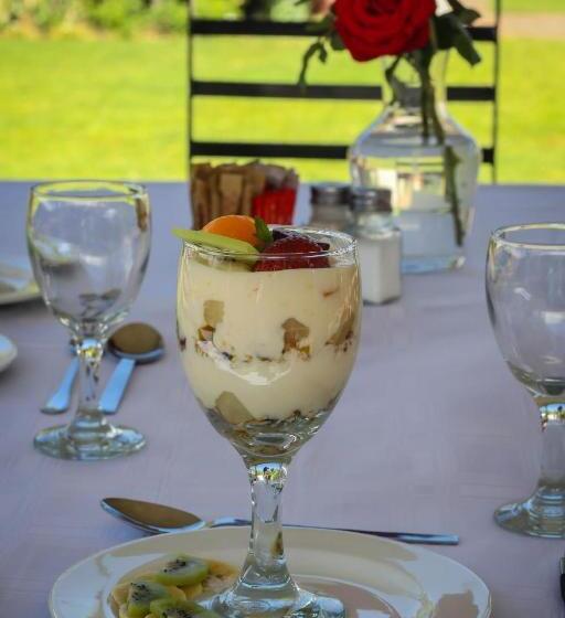 ペンション Ou Skool Guesthouse