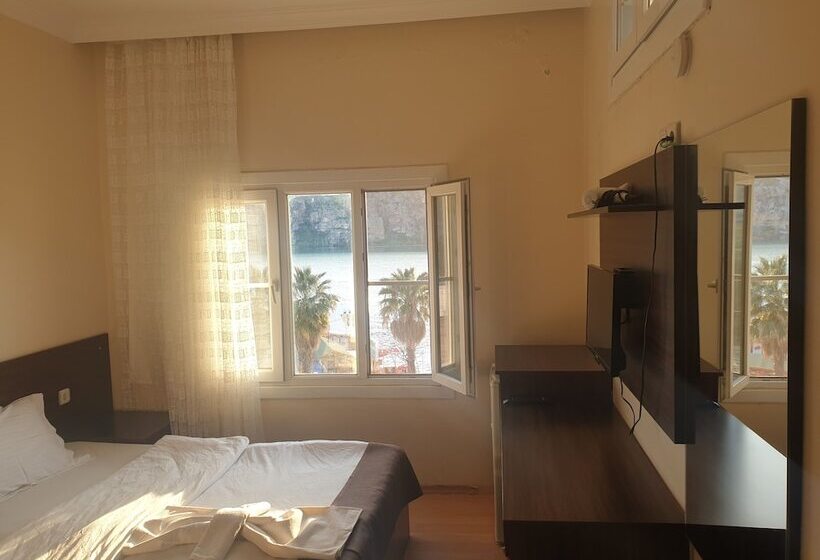 Rosa Otel