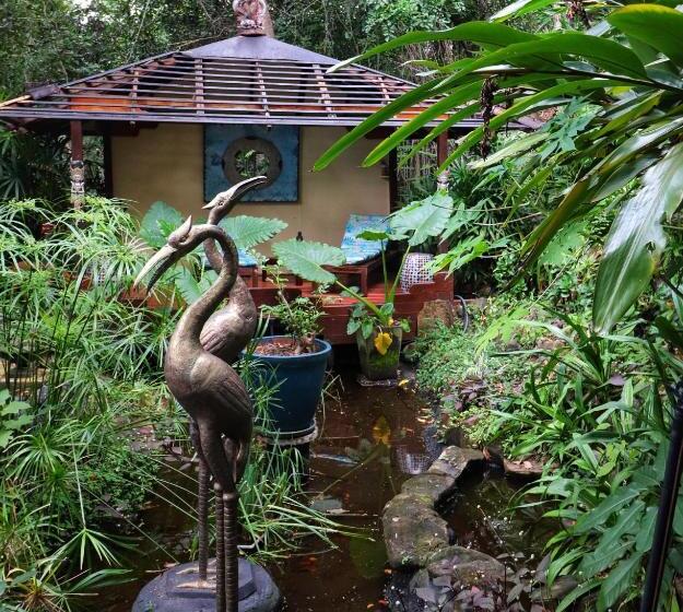 تختخواب و صبحانه Whitsundays Bnb Retreat