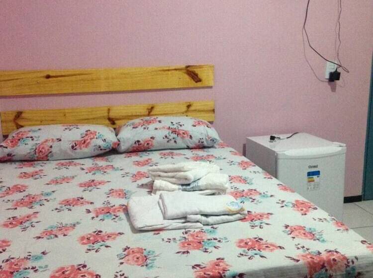 簡易ホテル Pousada O Bom Do Mar