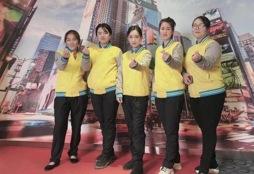 فندق 7days Inn Weinan Jiefang Road Railway Station