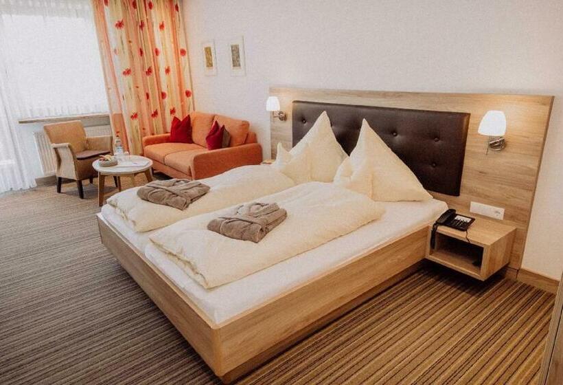 هتل Haus Maria