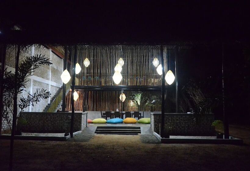 בית מלון כפרי Leopard Lakes, Wilpattu