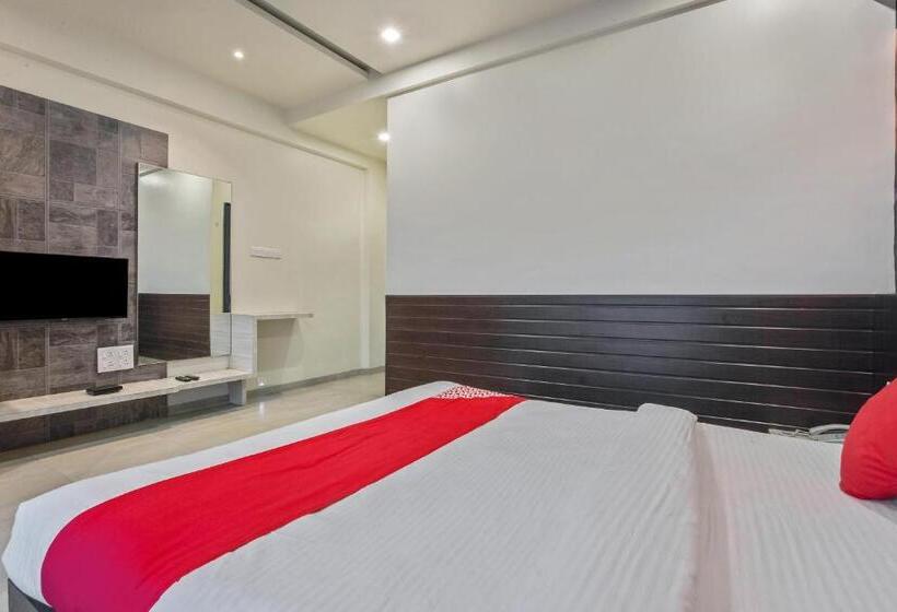 فندق O Siddhivinayak Grand