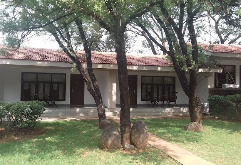 Manas Resort With Petting Zoo