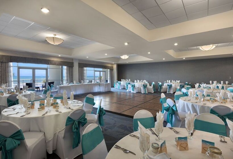 هتل Bay Watch Resort