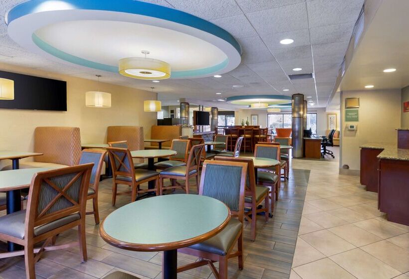 هتل Best Western Plus Wilmington/wrightsville Beach