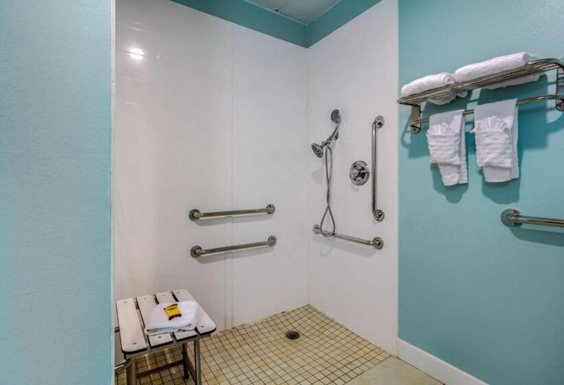 هتل Best Western Plus Wilmington/wrightsville Beach