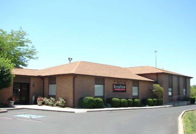 호텔 Christopher Inn And Suites