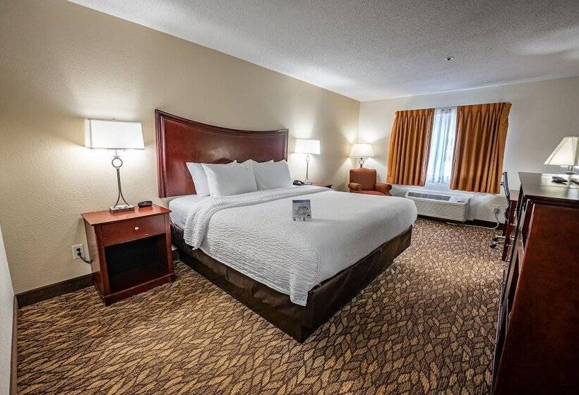 호텔 Christopher Inn And Suites