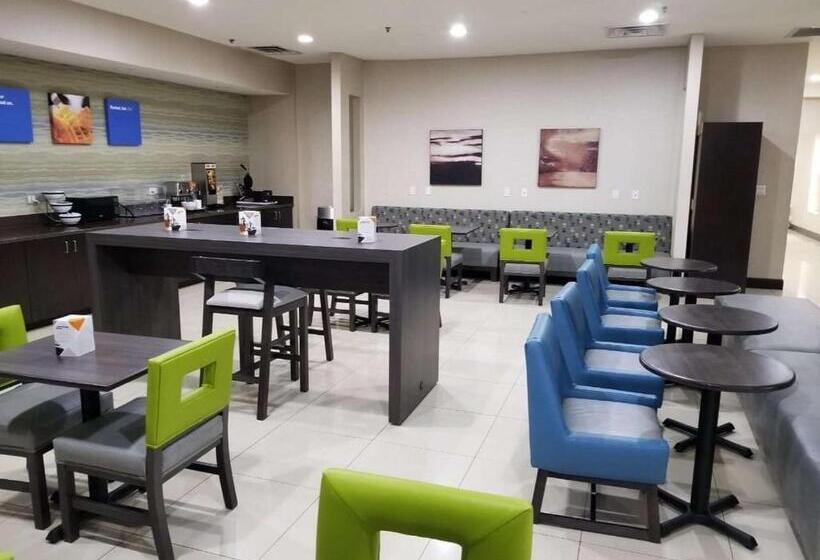 فندق Surestay Plus By Best Western Corydon