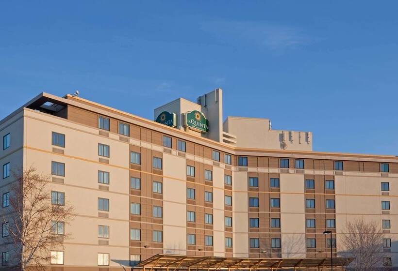 هتل La Quinta By Wyndham Boston Somerville