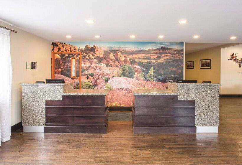 هتل La Quinta By Wyndham Moab