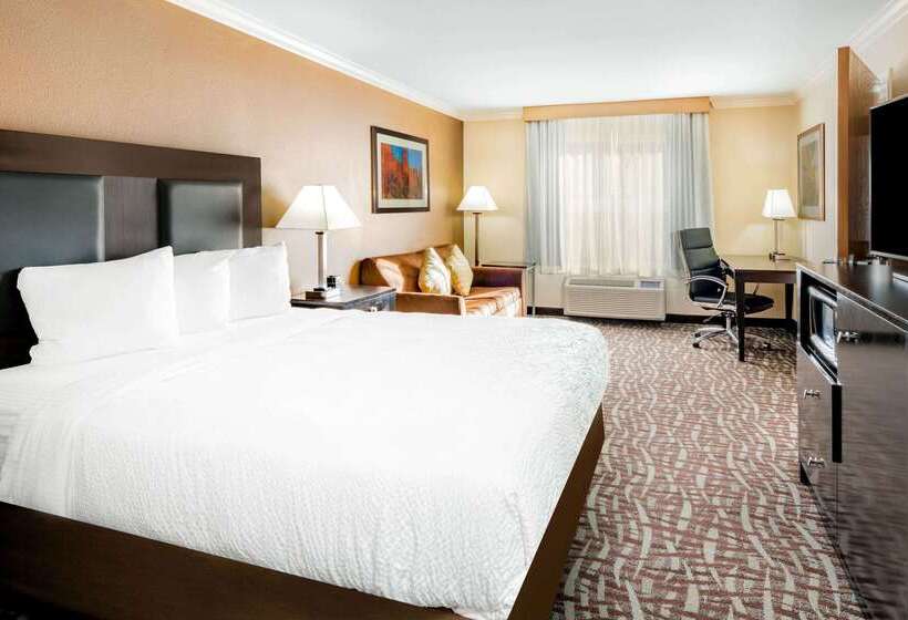 هتل La Quinta By Wyndham Moab