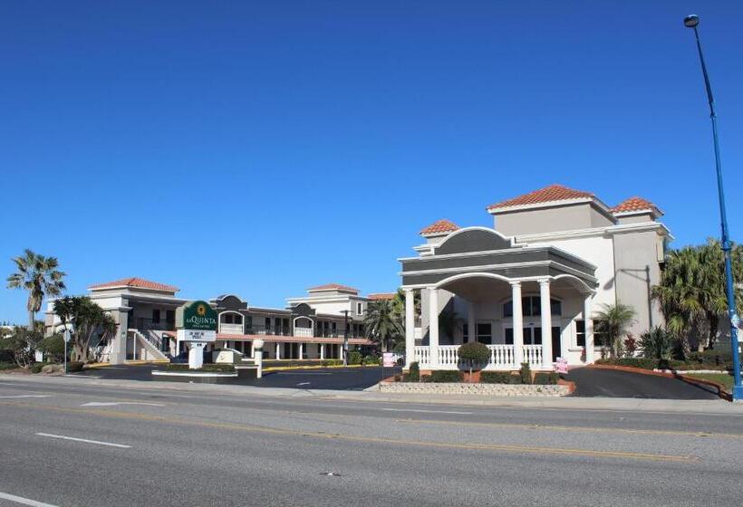 בית מלון כפרי La Quinta By Wyndham Oceanfront Daytona Beach