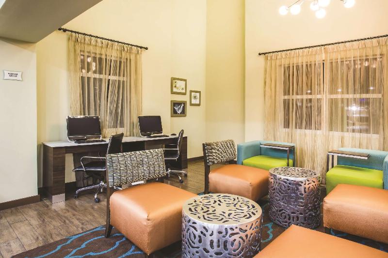 בית מלון כפרי La Quinta By Wyndham Oceanfront Daytona Beach