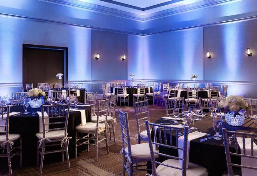 هتل Marriott Savannah Riverfront