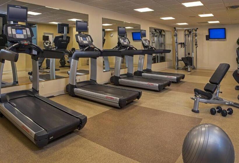 هتل Marriott Savannah Riverfront