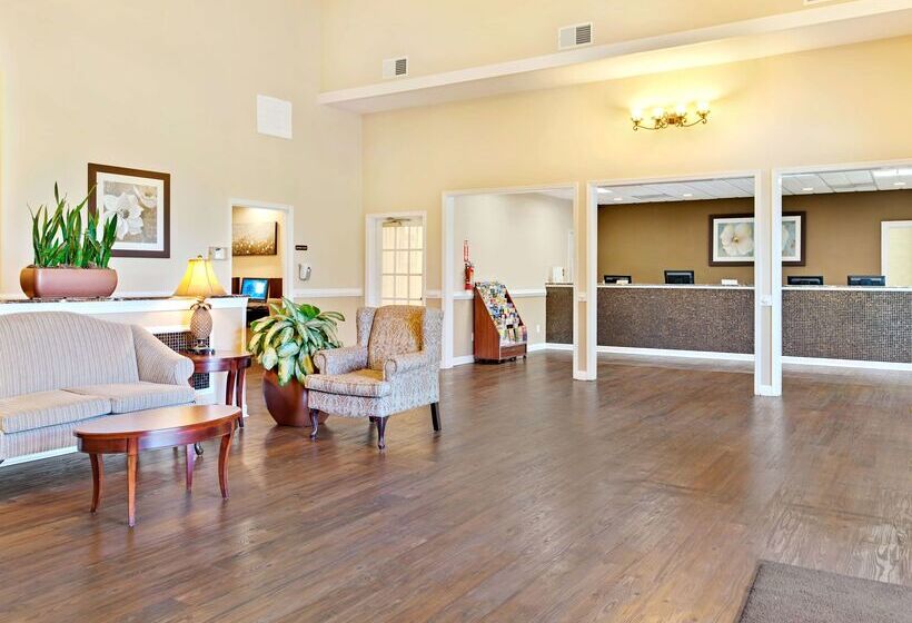 هتل Powhatan Resort