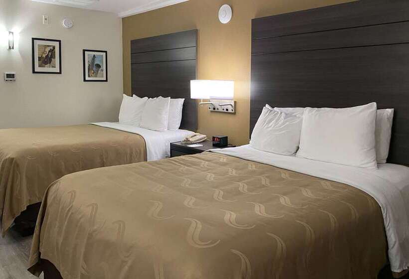 هتل Quality Inn Branson  Hwy 76 Central