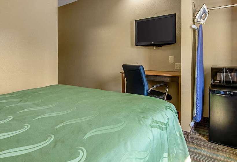 호텔 Quality Inn & Suites I81 Exit 7