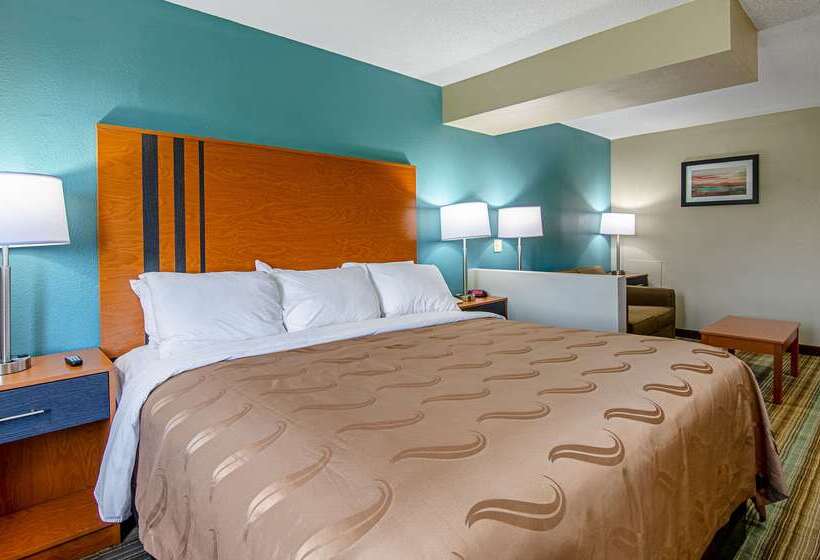 호텔 Quality Inn & Suites I81 Exit 7